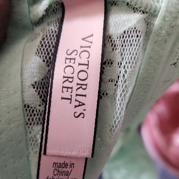 Victoria Secret Bralette - Picture 4 of 9